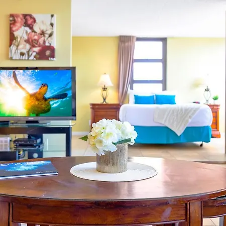 Stylish Condo With Mountain Views In Waikiki Banyan! Honolulu Extérieur photo