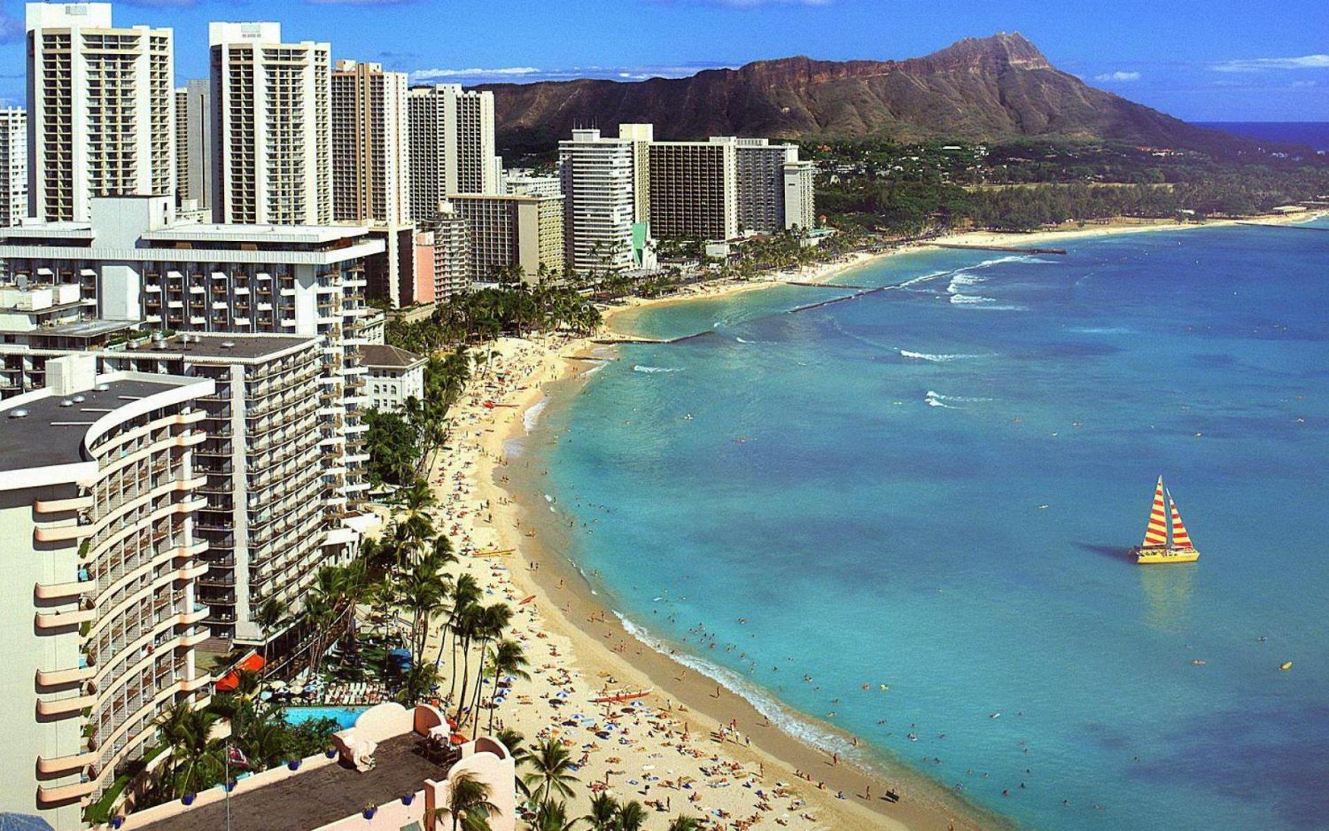 Stylish With Mountain Views In Waikiki Banyan! Appartement *